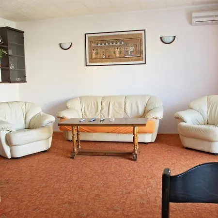 Guest house & Barbara