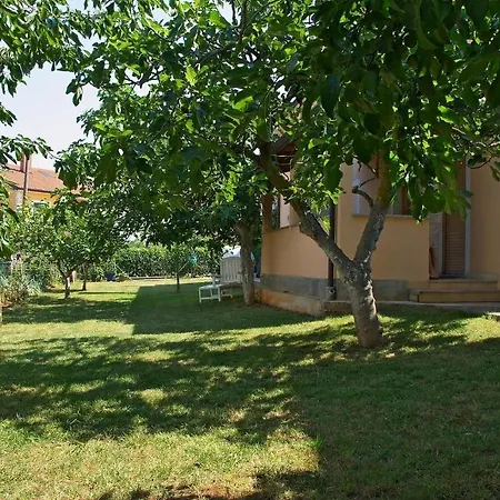 Gasthuis Apartments&rooms Barbara Umag